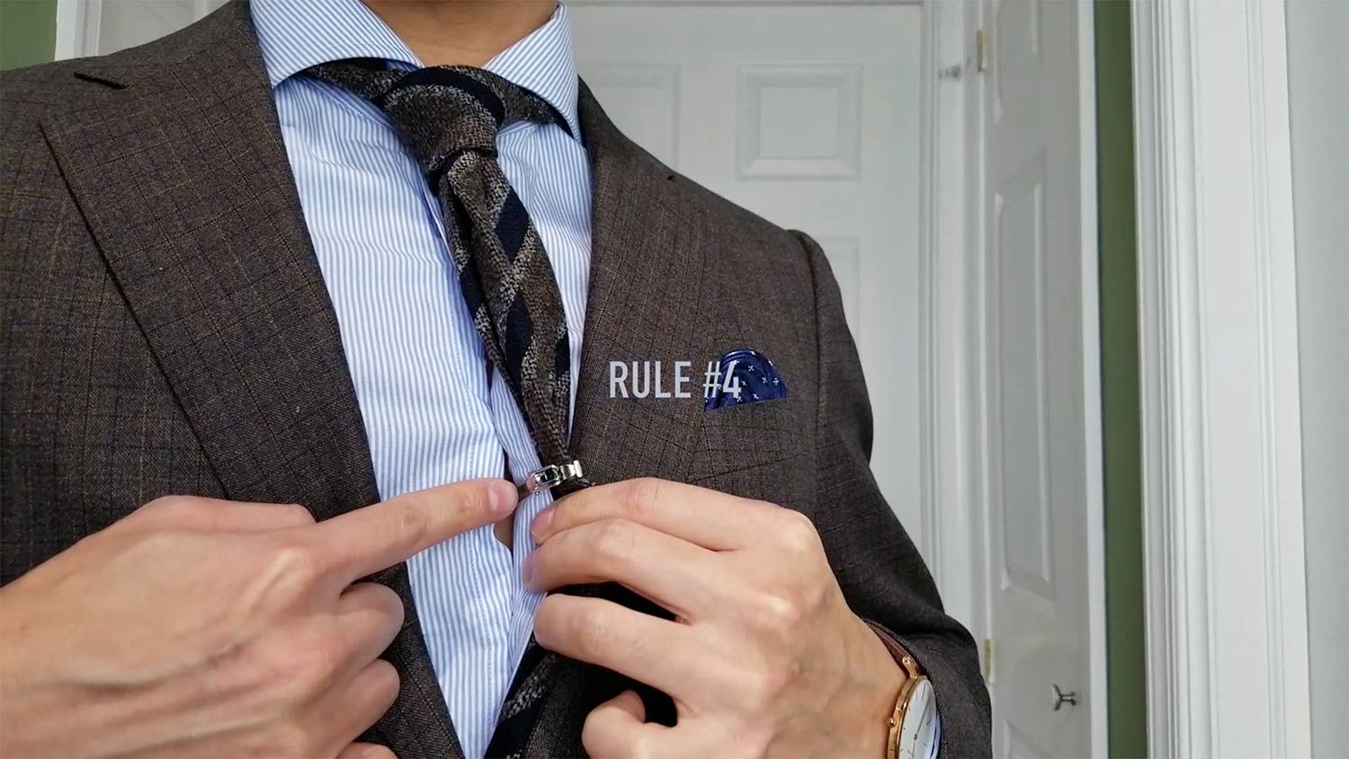 How to Wear a Tie Bar Styling Inspiration & Rules To Know