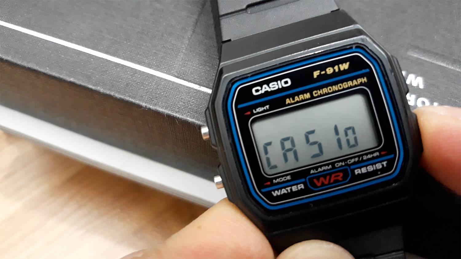 Casio F91W-1 Classic Resin Strap Digital Sport Watch : : Fashion