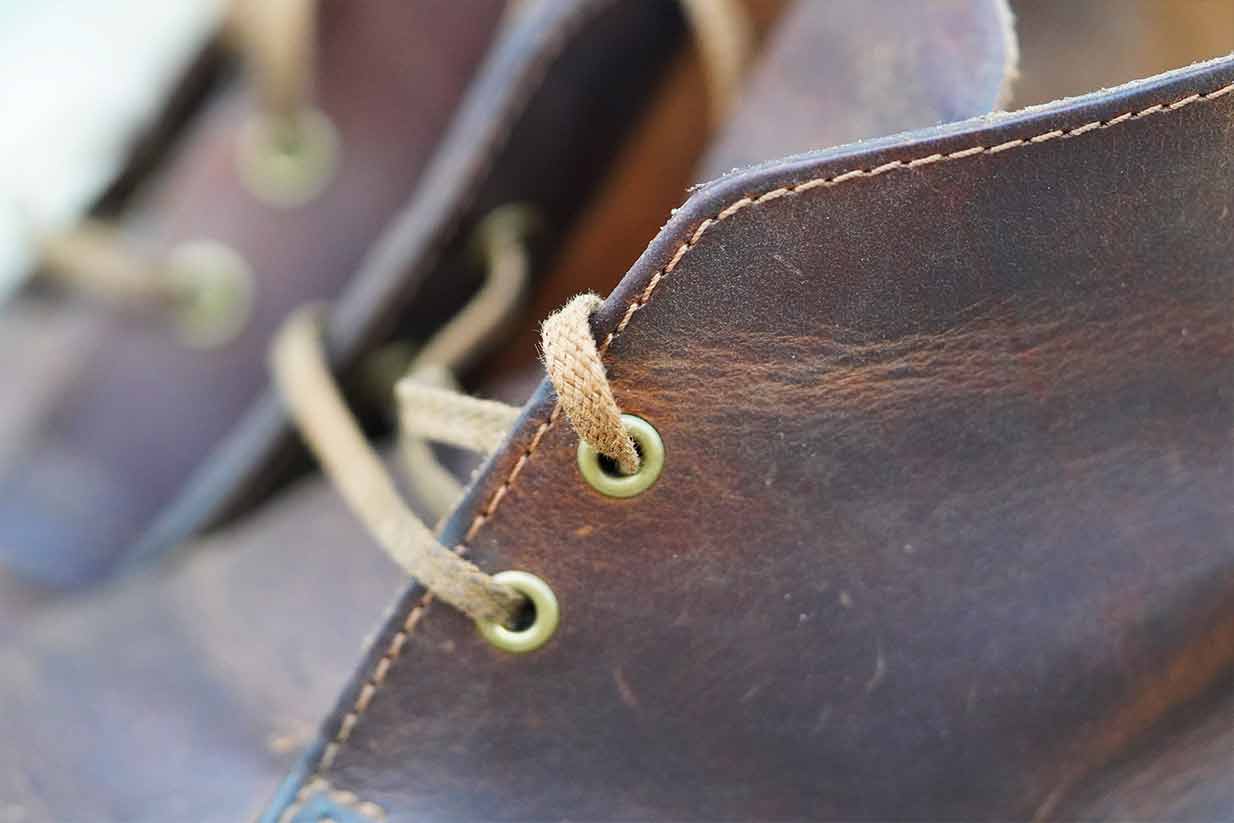 desert boot 2 eyelets