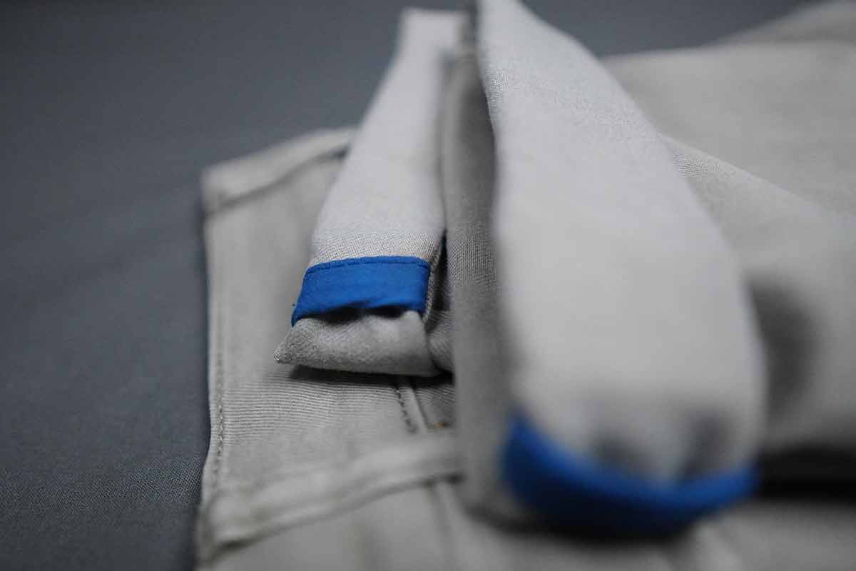mugsy jeans cuff blue tab detail