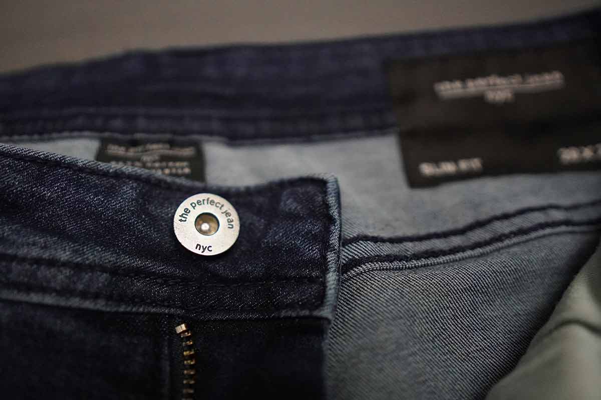 the perfect jean metal button detail